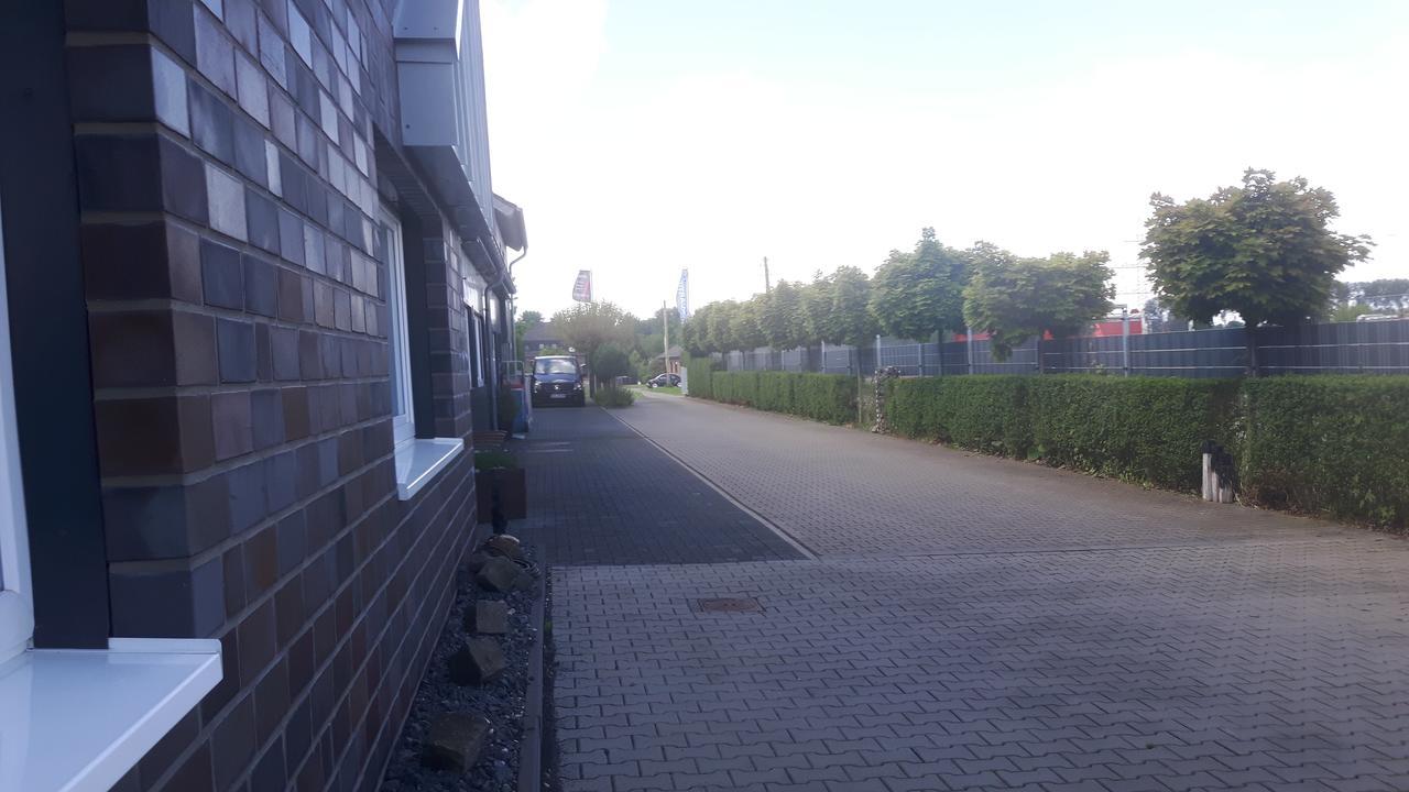 Hotel Nacht-Quartier Willich Exteriör bild
